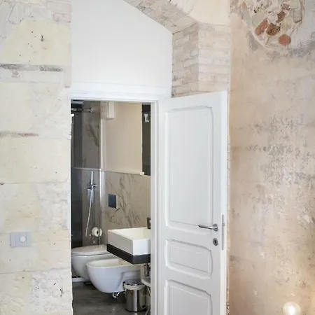 Arcipelago 37 كالياري