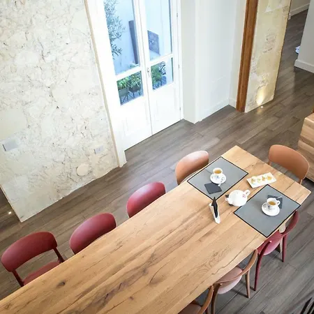 Πανσιόν Arcipelago 37