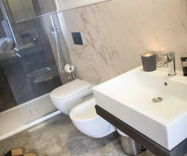 Arcipelago 37 Guest house 4*